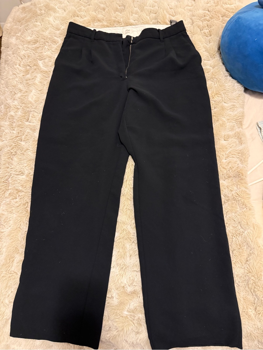 Aritzia Effortless Pants